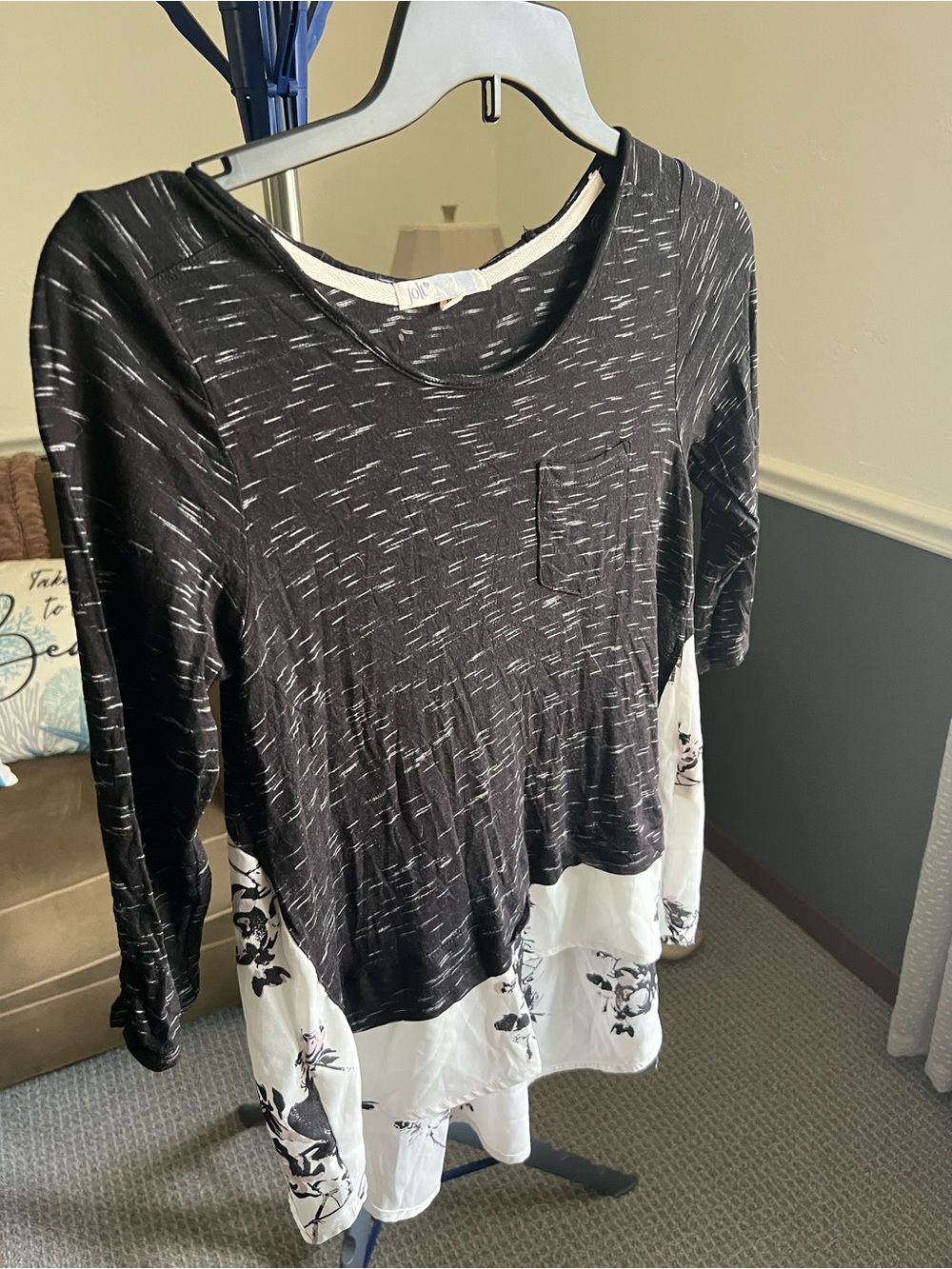 Jolt Black/White Floral Scoop Neck Long Sleeve Tunic Knit Blouse Pocket M # 420